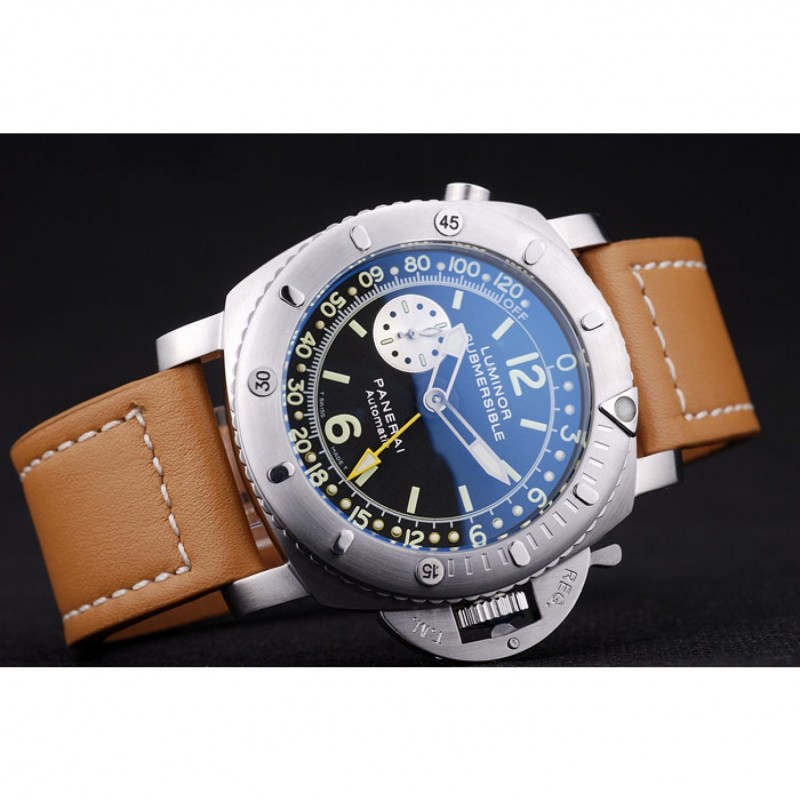 Panerai Luminor Submersible Black Dial Leather Bracelet-3