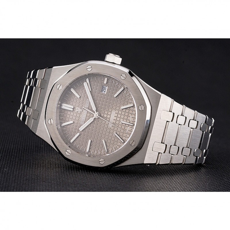 Swiss Audemars Piguet Royal Oak Silver Dial Stainless Steel Case And Bracelet-3