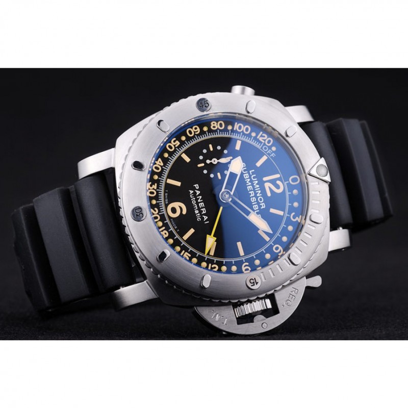 Panerai Luminor Submersible Black Dial Black Rubber Bracelet-3