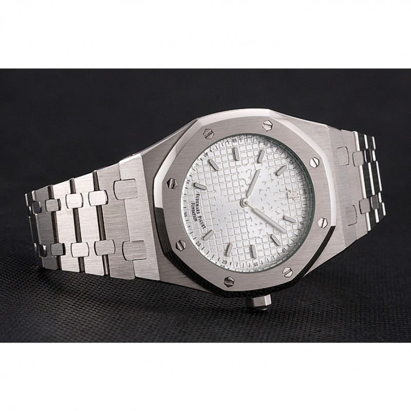 Audemars Piguet Royal Oak Fondation White Dial Stainless Steel Case And Bracelet-3