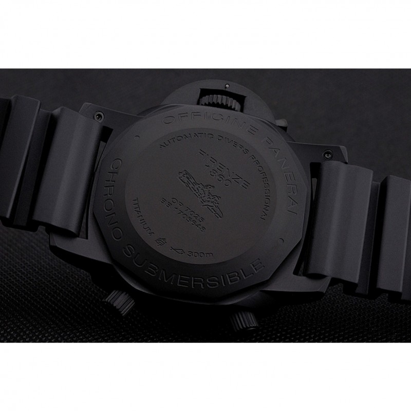 Panerai Luminor Submersible Flyback Date Black Dial Yellow Markings Black Ionized Case Black Rubber Strap-7