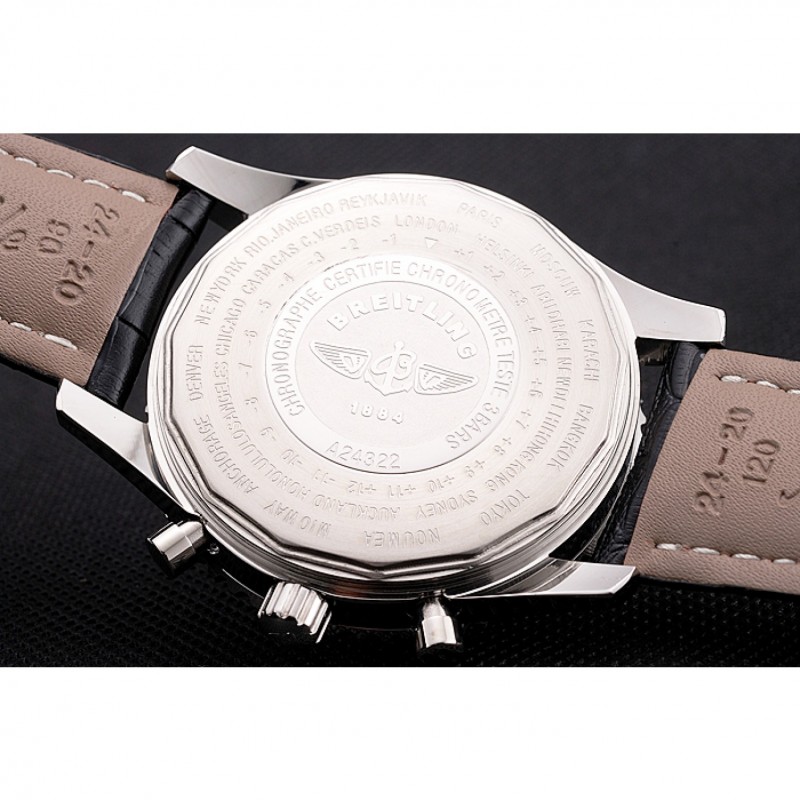 Breitling Navitimer World Black Dial Black Leather Bracelet 622513-6